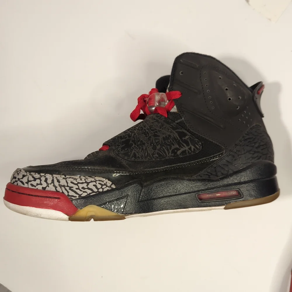 Air Jordans Son Of Mars Black Cement Sneakers - Mens Size 9